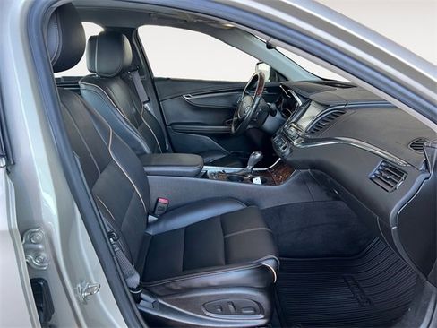 Used 2014 Chevrolet Impala LTZ image 13