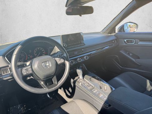 Used 2025 Honda Civic Sport image 10
