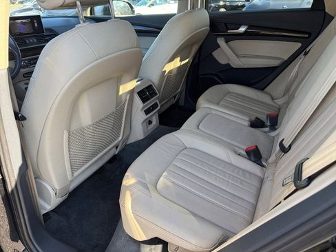 Used 2018 Audi Q5 2.0T Premium Plus w/ Premium Plus Package image 38