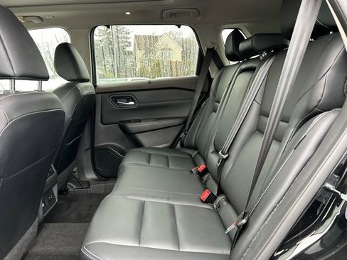 Certified 2023 Nissan Rogue SL w/ SL Premium Package image 23