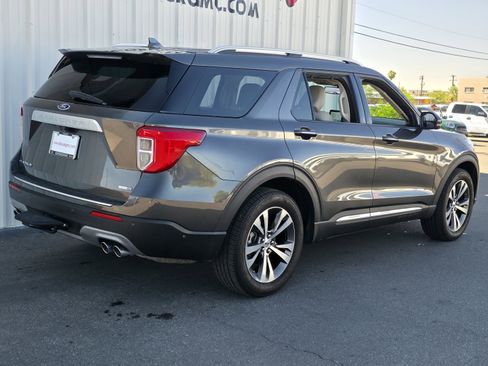 Used 2020 Ford Explorer Platinum w/ Premium Technology Package image 10