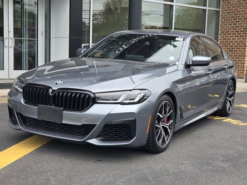 Used 2021 BMW M550i xDrive w/ Dynamic Handling Package AWD/4WD image 11