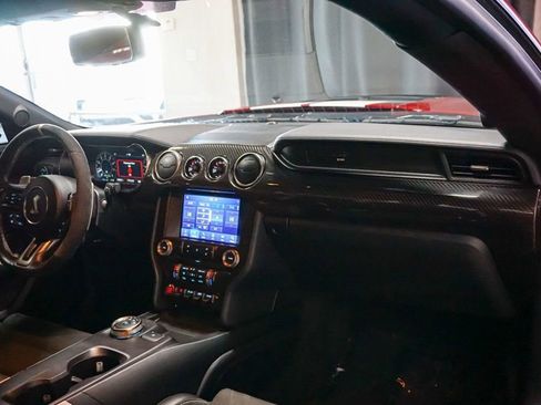 Used 2021 Ford Mustang Shelby GT500 w/ Carbon Fiber Track Pack image 36