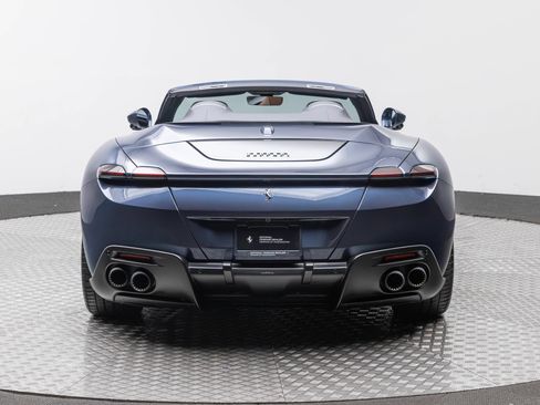 Used 2024 Ferrari Roma Spider RWD image 8