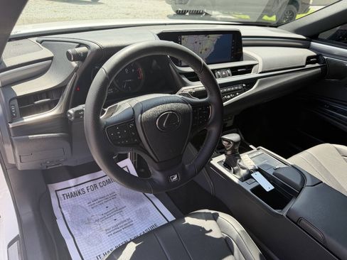 Used 2019 Lexus ES 350 F Sport w/ Accessory Package 2 FWD image 10