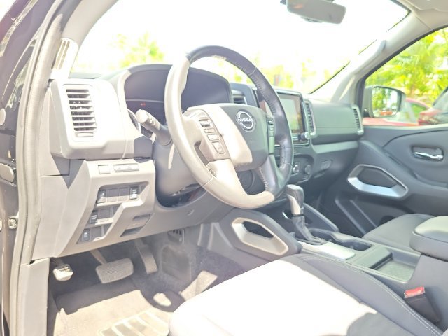 Used 2022 Nissan Frontier SV RWD image 16
