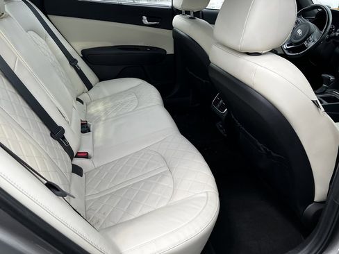 Used 2018 Kia Optima SX w/ Technology Package image 13