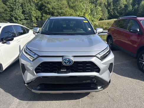 Used 2024 Toyota RAV4 SE w/ Weather Package AWD/4WD image 2