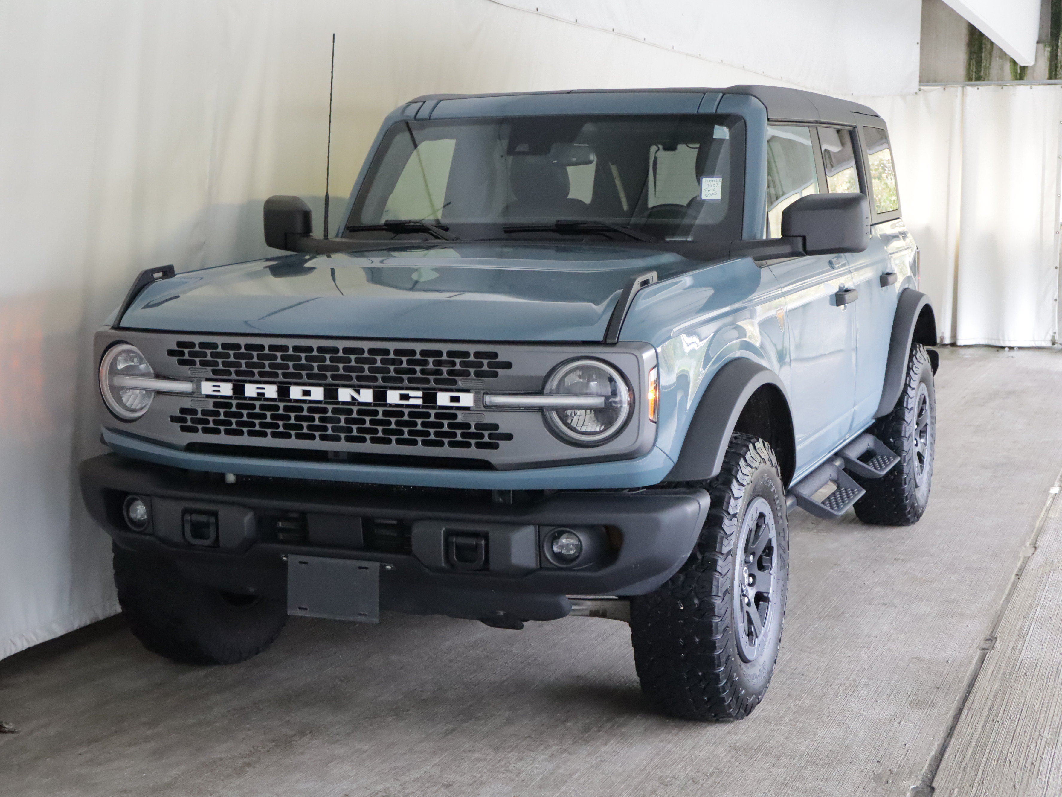 Used 2023 Ford Bronco Badlands AWD/4WD image 26