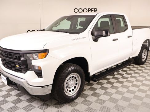 Used 2023 Chevrolet Silverado 1500 W/T w/ WT Safety Package AWD/4WD image 9