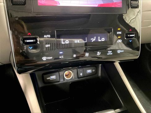 Used 2022 Hyundai Tucson SEL w/ Convenience + Premium Package image 26