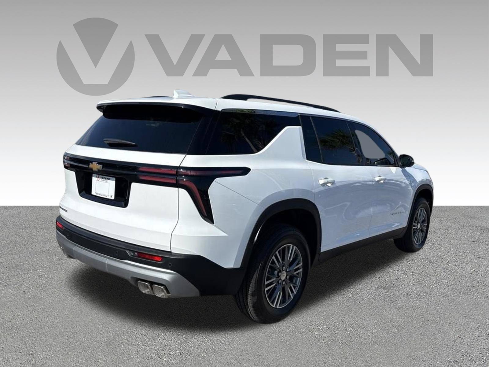 New 2027 Chevrolet Traverse LT FWD image 29