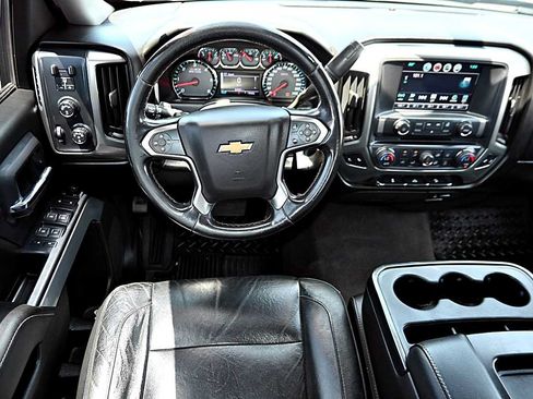 Used 2018 Chevrolet Silverado 1500 LT w/ All Star Edition AWD/4WD image 13