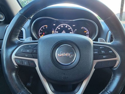 Used 2016 Jeep Grand Cherokee Limited w/ Luxury Group II image 31