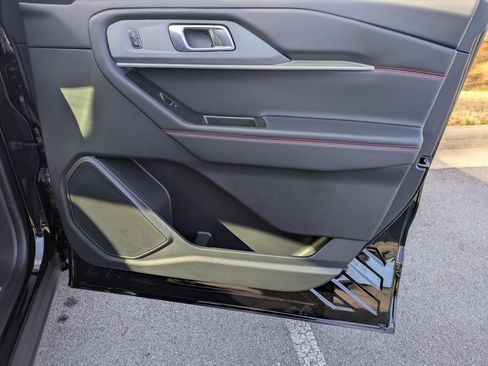 New 2026 Ford Explorer ST-Line w/ Premium Package image 37