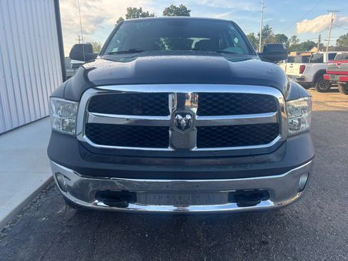 Used 2017 RAM 1500 ST w/ SXT Appearance Group AWD/4WD image 13