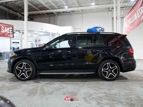 Used 2018 Mercedes-Benz GLS 550 4MATIC w/ Driver Assistance Package image 4