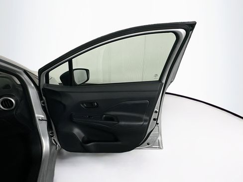 Used 2024 Nissan Versa S w/ Trunk Package image 29