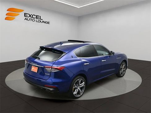 Used 2022 Maserati Levante Modena image 59