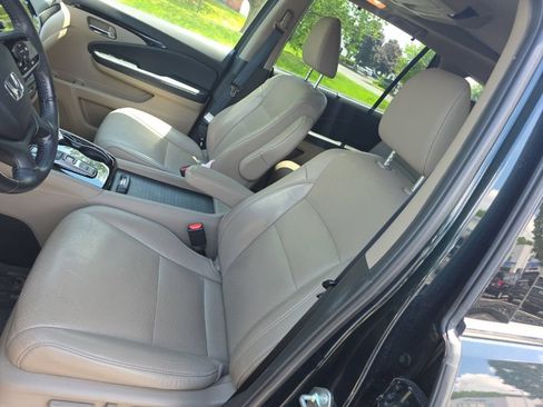 Used 2020 Honda Pilot Elite image 11