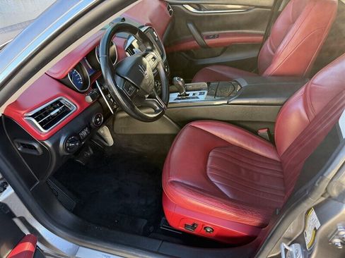 Used 2015 Maserati Ghibli image 17