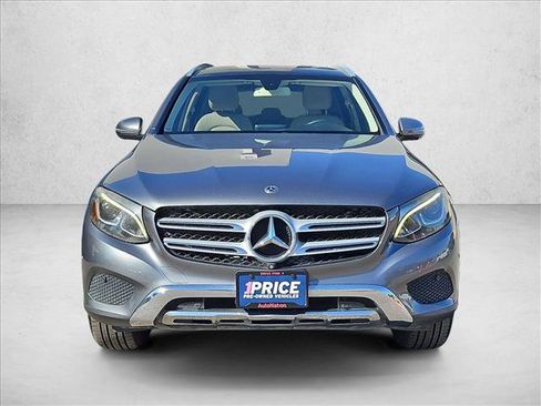 Used 2017 Mercedes-Benz GLC 300 image 2