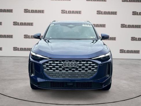 Certified 2025 Audi Q5 Premium w/ Convenience Package image 8