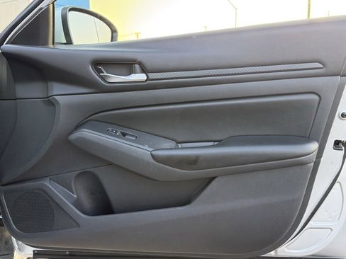 Used 2022 Nissan Altima 2.5 S image 10