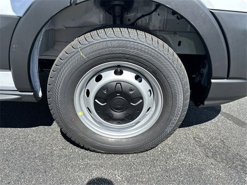 New 2025 Ford Transit 250 148 Medium Roof image 12