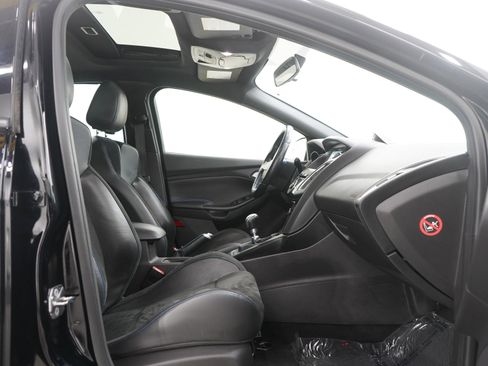 Used 2017 Ford Focus RS image 11