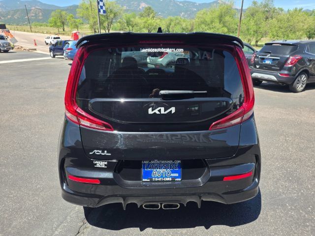 Used 2022 Kia Soul Turbo FWD image 5