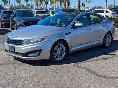 Used 2013 Kia Optima EX w/ Premium Pkg image 5