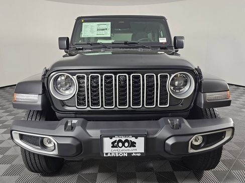 New 2026 Jeep Wrangler Sahara image 8