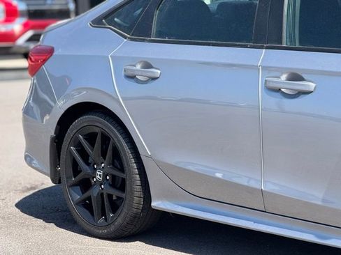 Used 2022 Honda Civic Sport image 5