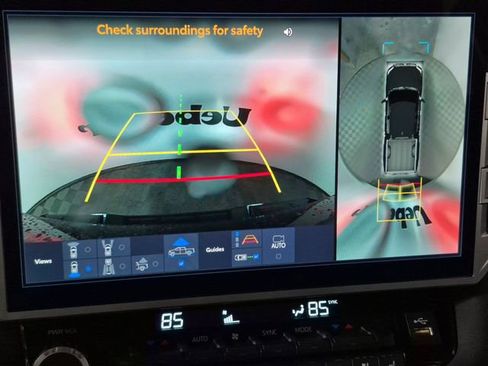 Used 2025 Toyota Tundra Platinum image 21