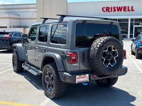 Used 2021 Jeep Wrangler Unlimited Rubicon 4xe w/ Dual Top Group AWD/4WD image 5