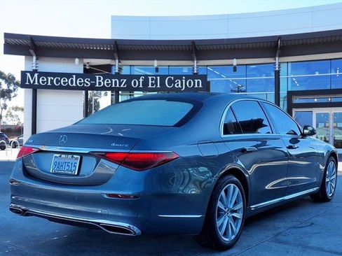 Certified 2022 Mercedes-Benz S 500 4MATIC image 3