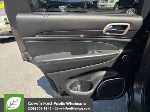 Used 2015 Jeep Grand Cherokee Summit AWD/4WD image 28