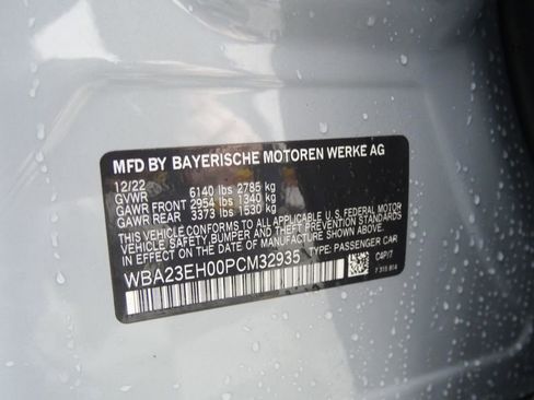 Certified 2023 BMW 740i image 28