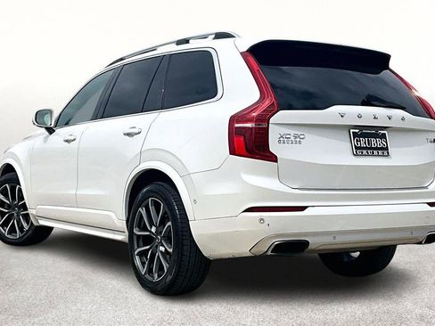 Used 2017 Volvo XC90 T6 Momentum w/ Vision Package image 16