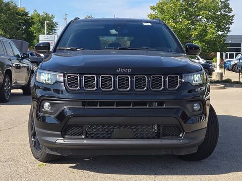 New 2026 Jeep Compass Latitude image 5