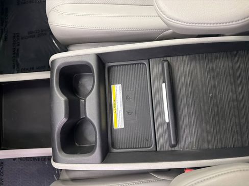Used 2018 Honda Odyssey Elite image 33