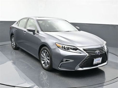 Used 2016 Lexus ES 300h image 7