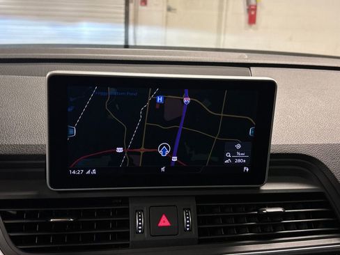 Used 2020 Audi SQ5 Premium Plus w/ Premium Plus Package image 30