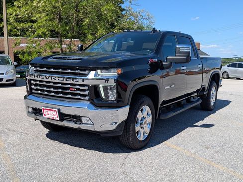 Used 2023 Chevrolet Silverado 3500 LTZ AWD/4WD image 7