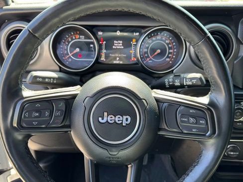 Used 2022 Jeep Wrangler Unlimited Sport AWD/4WD image 30