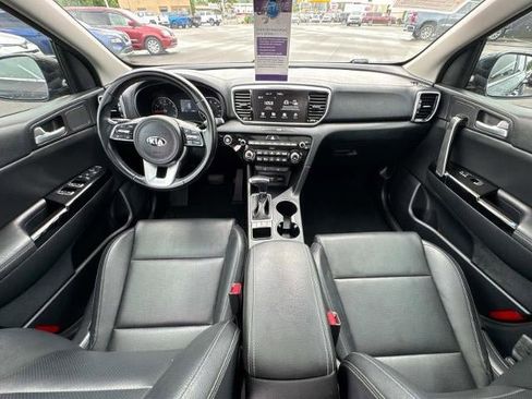 Used 2022 Kia Sportage EX image 40