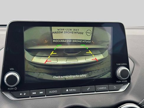 Used 2025 Nissan Sentra SV FWD image 26
