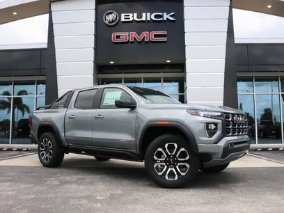 New 2025 GMC Canyon AT4 w/ Nightfall Edition