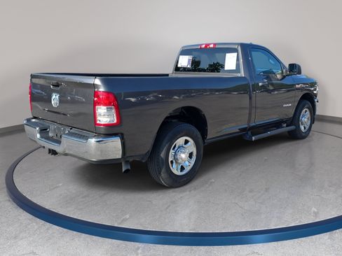 Used 2022 RAM 2500 Tradesman w/ Chrome Appearance Group RWD image 5